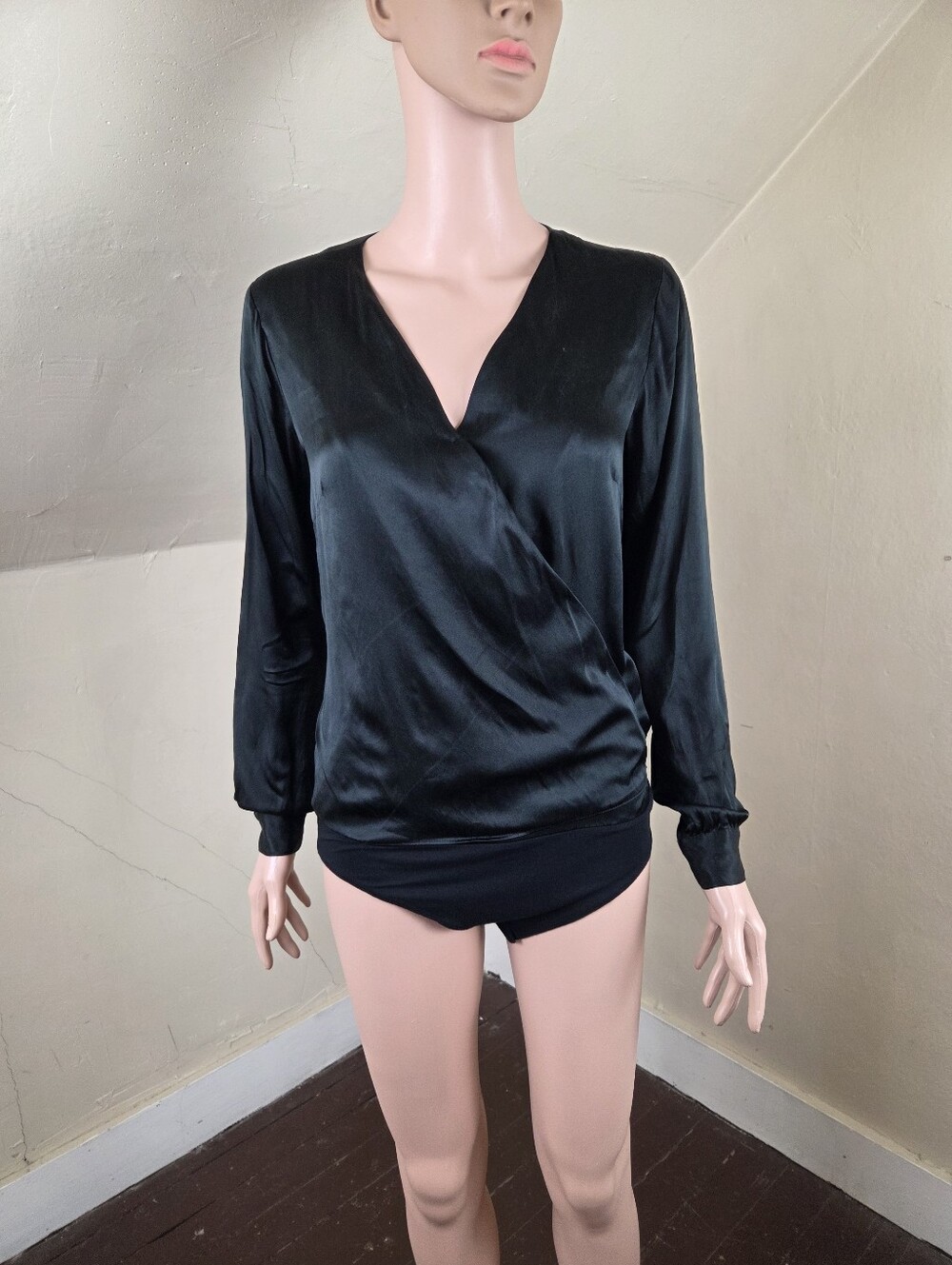 REISS Black Silk Wrap Bodysuit Women's US 4 UK 8 100% Silk Long Sleeve Top